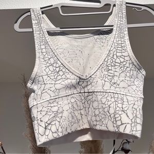 Lululemon Cropped sports top